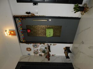 Furnished Amenities in 3 BHK Apartment at Shubham Trident, Chembur – for Sale