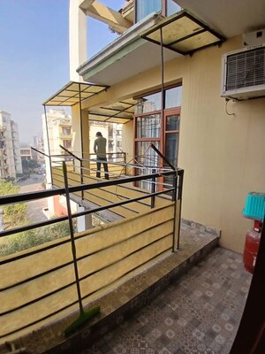 Staircase in 2 BHK Apartment at Vip Road – for Rent