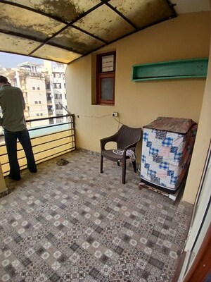 Master Bedroom in 2 BHK Apartment at Vip Road – for Rent