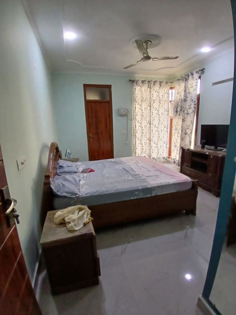Bedroom, vip road 2 Bedroom 1250 Sq.Ft. Apartment In Vip Road Zirakpur 9952153