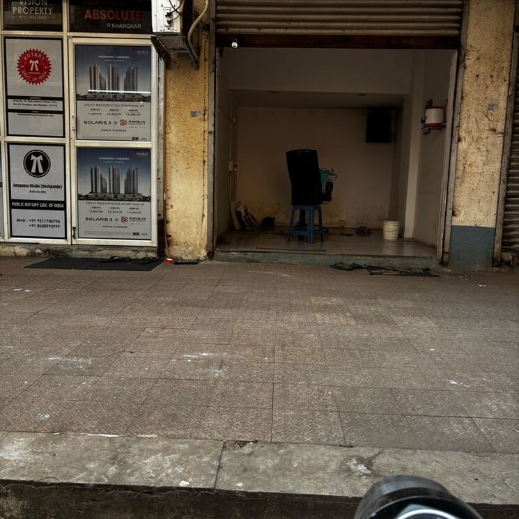  Parking, yash-avenue Commercial Shop 250 Sq.Ft. In Kharghar Sector 20 Navi Mumbai 9952154