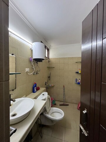 Bathroom in 1.5 BHK Independent House at RWA Apartments Sector 27, Sector 27 – for Rent