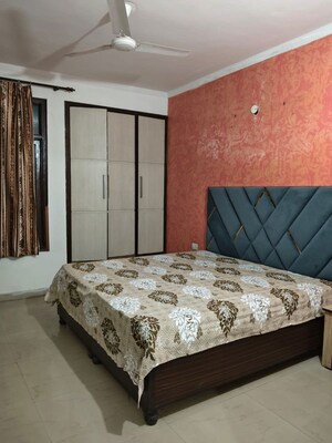 Bedroom in 3 BHK Apartment at Vip Road – for Rent