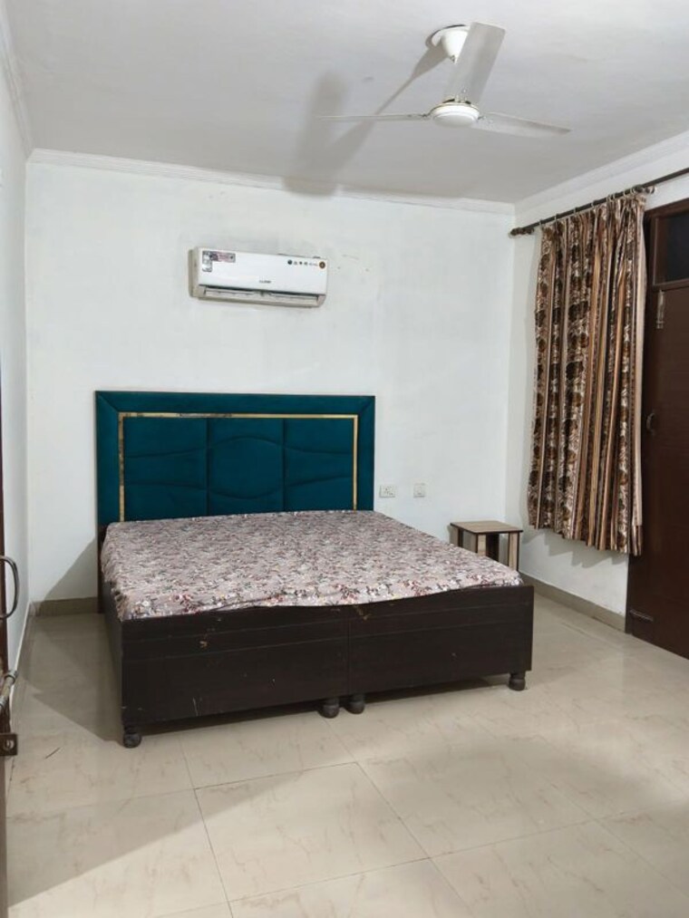 Bedroom, vip road 3 Bedroom 1600 Sq.Ft. Apartment In Vip Road Zirakpur 9952181