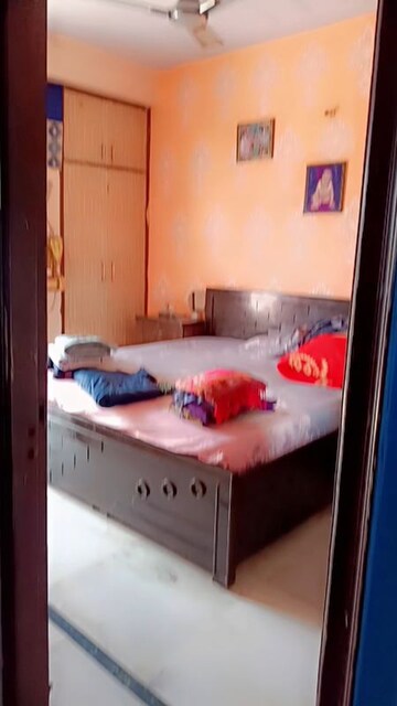 Bedroom in 1 BHK Builder Floor at Shalimar Garden Extension I – for Sale