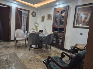 Living Room in 2 BHK Builder Floor at Mohit House, Sushant Lok I – for Rent