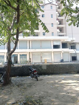  Shop For Rent in Raj Nagar Extension