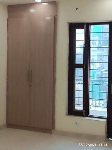 Room in 3 BHK Builder Floor at Puri Kohinoor, Sector 89 – for Sale