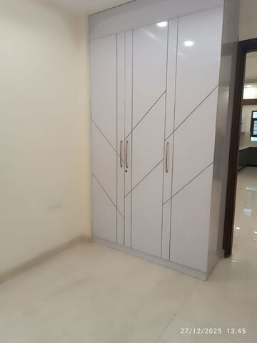 Room in 3 BHK Builder Floor at Puri Kohinoor, Sector 89 – for Sale