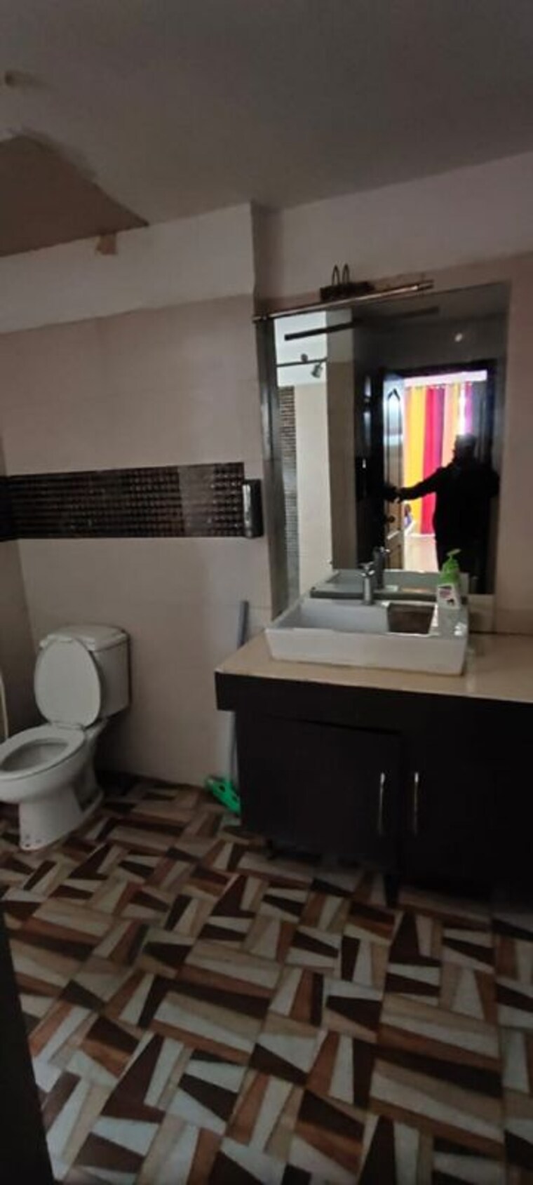 Bathroom, puri-pranayam 4 Bedroom 3080 Sq.Ft. Apartment In Sector 82 Faridabad 9952180