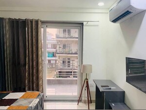 Staircase in  Pg at Sector 71 – for Rent