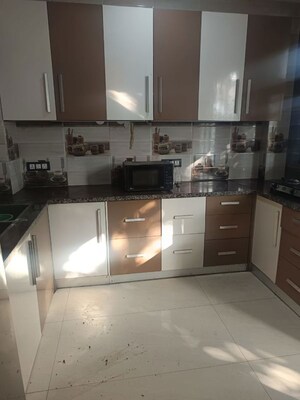 Kitchen in 3 BHK Builder Floor at Ansal Sushant Lok I, Sector 43 – for Rent