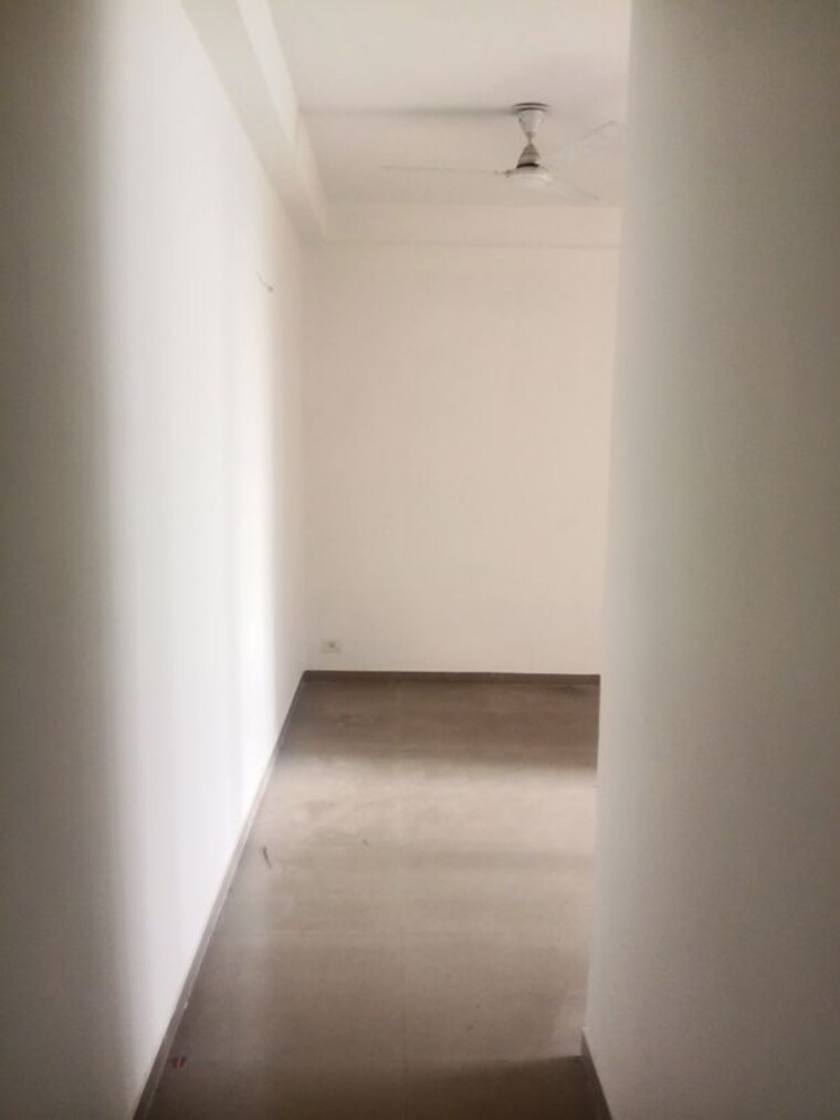 Room, mahagun-mywoods-iii 3 Bedroom 1225 Sq.Ft. Apartment In Sector 16c Greater Noida Greater Noida 9952404