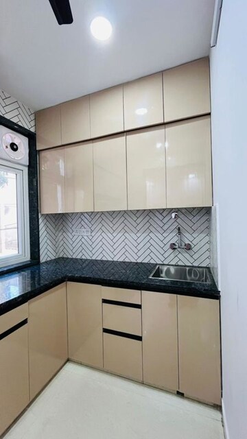 Kitchen in 2 BHK Builder Floor at Super Mart 1, Sector 27 – for Rent