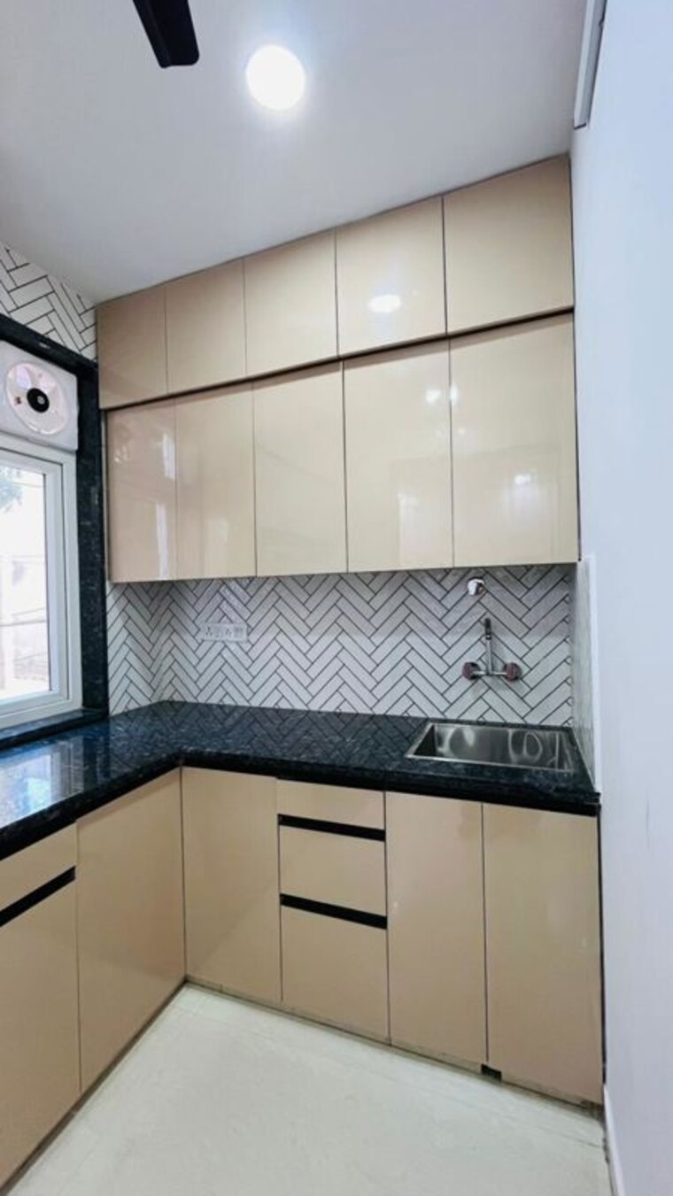 Kitchen, super-mart-1 2 Bedroom 1200 Sq.Ft. Builder Floor In Sector 27 Gurgaon 9952416