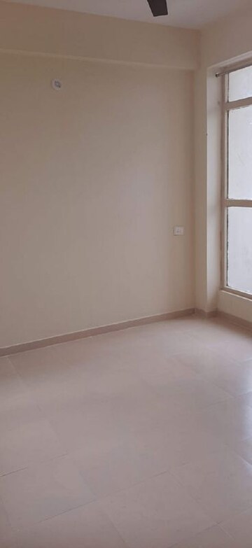 Room in 1 BHK Apartment at Auric City Homes, Sector 82 – for Sale