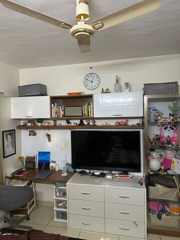 Team Area in 2 BHK Apartment at Prestige Sunrise Park, Electronic City Phase I – for Sale