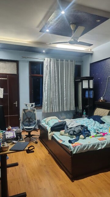 Master Bedroom in 3 BHK Apartment at HBH Galaxy Apartments, Sector 43 – for Rent