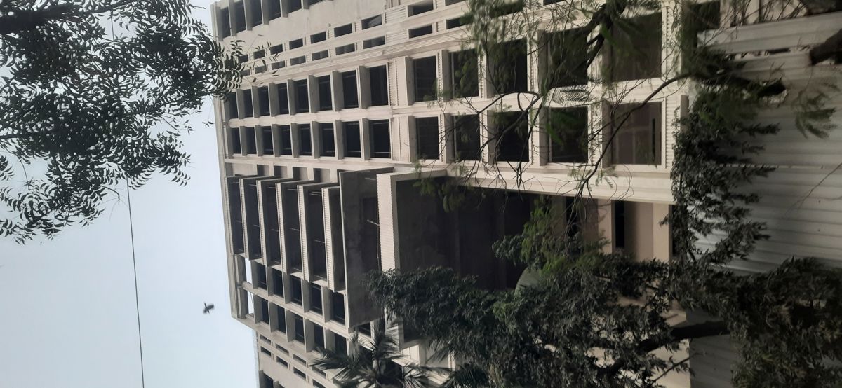 3 BHK + Servant Room Apartment For Sale in Santacruz West