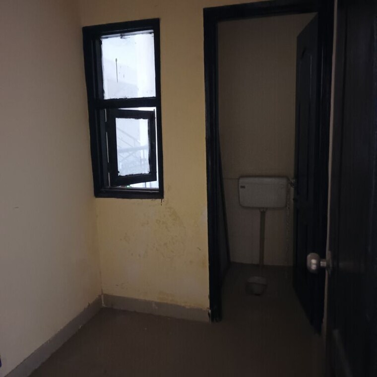 Room, rps-savana 3.5 Bedroom 1862 Sq.Ft. Apartment In Sector 88 Faridabad 9952442