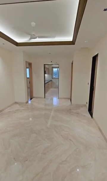 Building Lobby in 3 BHK Apartment at M3M Atrium, Sector 57 – for Rent