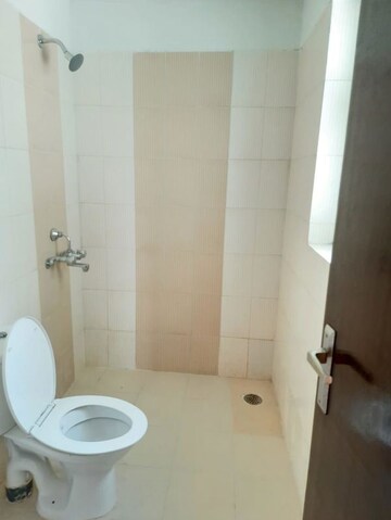 Bathroom in 3 BHK Builder Floor at BPTP Park 81, Sector 81 – for Sale