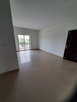 Room in 3 BHK Builder Floor at BPTP Park 81, Sector 81 – for Sale