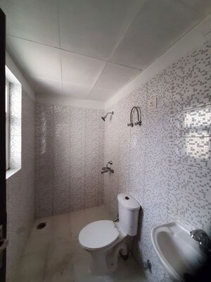 Bathroom in 3 BHK Builder Floor at BPTP Park 81, Sector 81 – for Sale