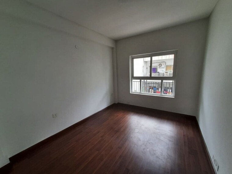 Room, bptp-park-81 3 Bedroom 180 Sq.Yd. Builder Floor In Sector 81 Faridabad 9952343