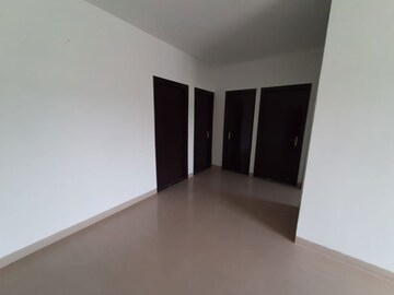 Room in 3 BHK Builder Floor at BPTP Park 81, Sector 81 – for Sale