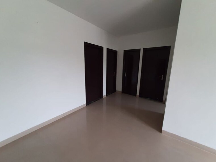 Room, bptp-park-81 3 Bedroom 180 Sq.Yd. Builder Floor In Sector 81 Faridabad 9952343