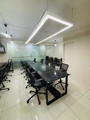  Office Space For Rent in Navrangpura