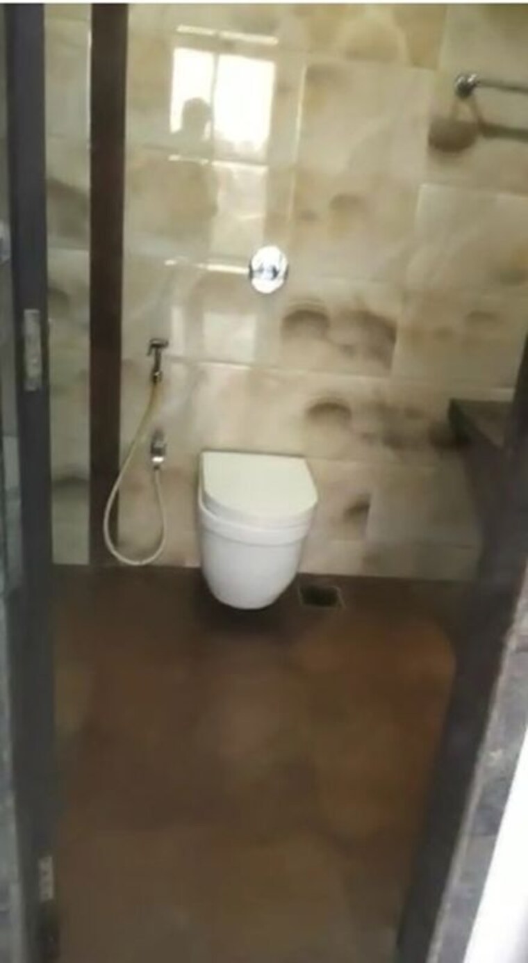 Bathroom, safal-nav-parmanu-chs 4 Bedroom 2080 Sq.Ft. Apartment In Chembur Mumbai 9951745