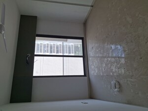 Room in 3 BHK Apartment at Vesu – for Rent