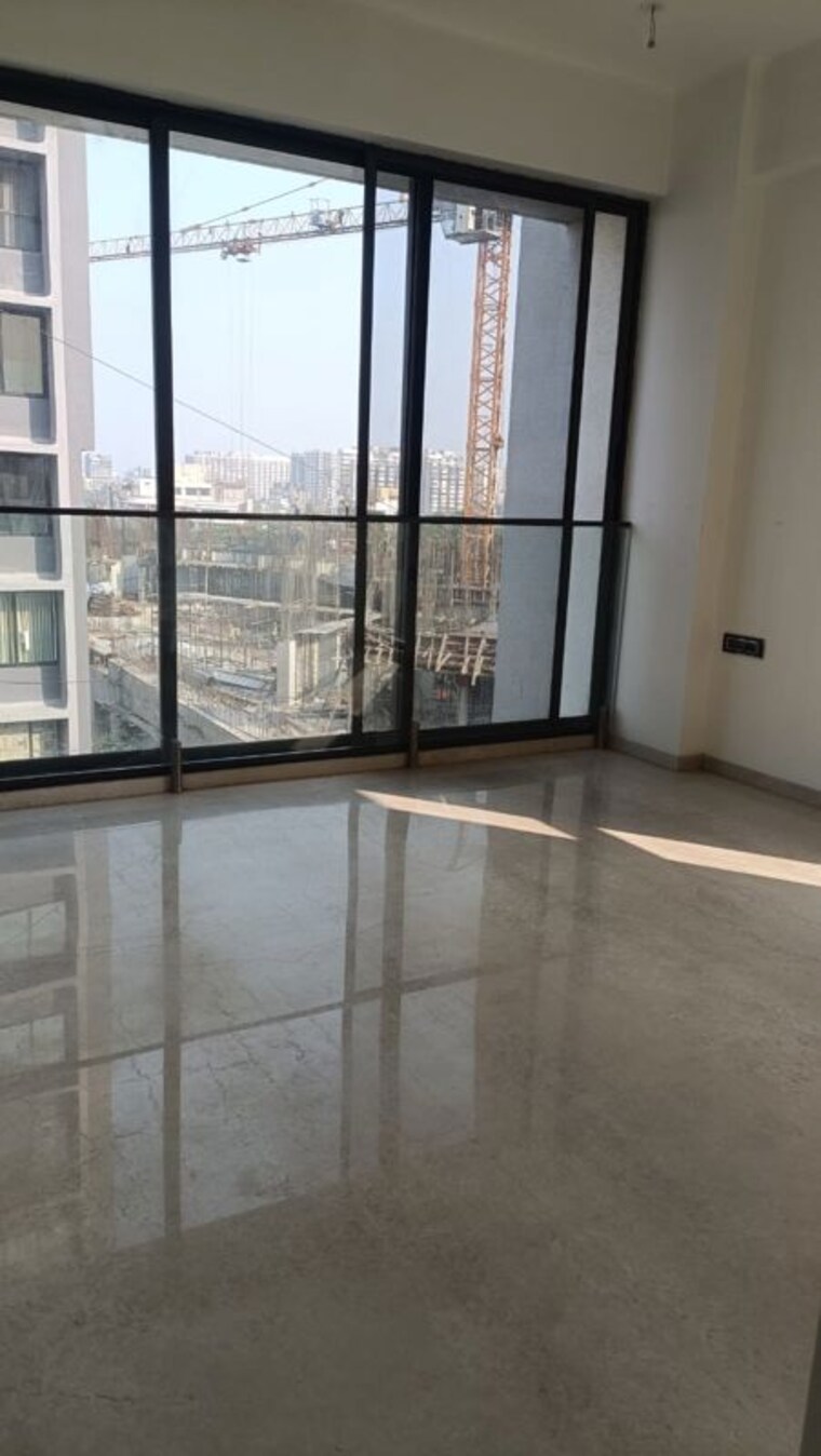 Room, radius-residency-and-anand-bhuvan 4 Bedroom 1450 Sq.Ft. Apartment In Santacruz West Mumbai 9952489