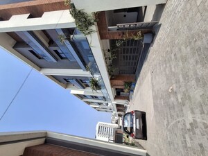 4 BHK Villa For Sale in Vesu