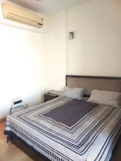 3.5 BHK + Pooja Room,Servant Room,Study Room,Extra Room Apartment For Sale in M3M Merlin