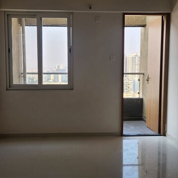 Room in 1.5 BHK Apartment at Prithvi Proximus, Hadapsar – for Rent