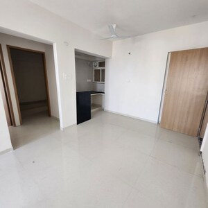 Room in 1.5 BHK Apartment at Prithvi Proximus, Hadapsar – for Rent