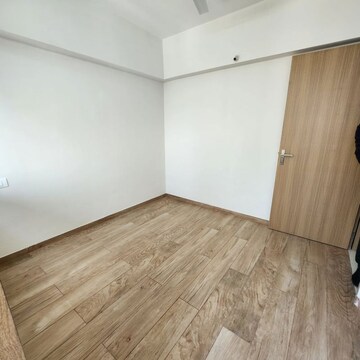 Room in 1.5 BHK Apartment at Prithvi Proximus, Hadapsar – for Rent