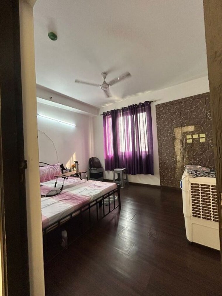 Room, sector 138 noida 2 Bedroom 1133 Sq.Ft. Builder Floor In Sector 138 Noida Noida 9952726