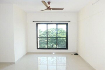 2 BHK Apartment For Sale in Mayfair Housing Hillcrest, Vikhroli West