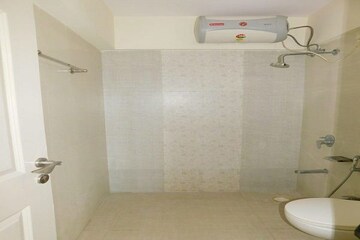  2 BHK Apartment at Mayfair Housing Hillcrest, Vikhroli West – for Sale