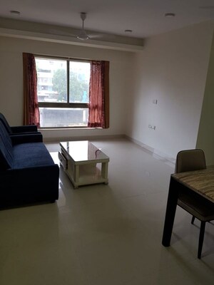 Living Room in 2.5 BHK Apartment at Darvesh Grand, Khar West – for Sale