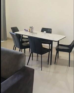 Team Area in 3 BHK Apartment at Mihan – for Rent