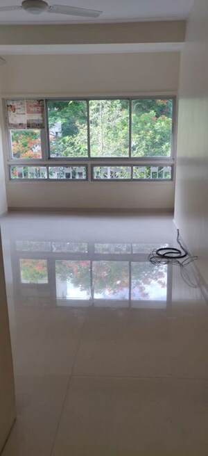 2 BHK Apartment For Rent in Juhu