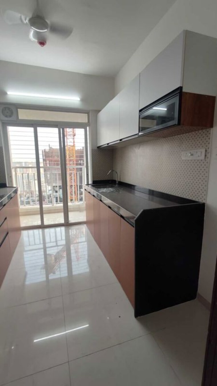 Kitchen, lodha-amara 2 Bedroom 882 Sq.Ft. Apartment In Kolshet Road Thane 9952720