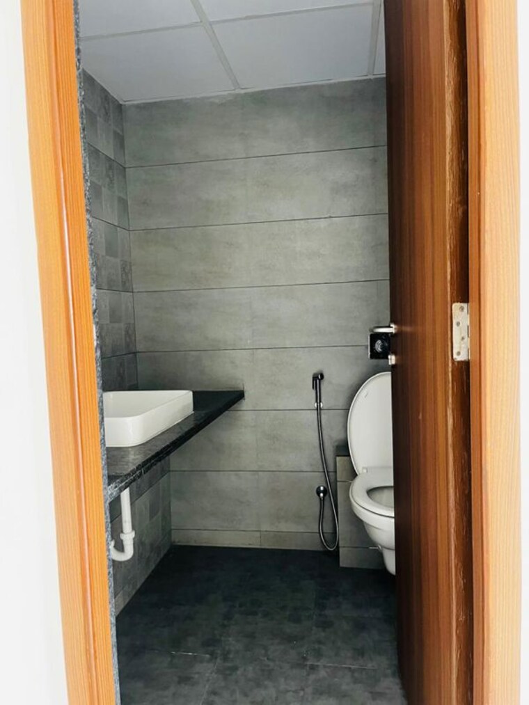 Bathroom, pride-purple-park-titan 3 Bedroom 1350 Sq.Ft. Apartment In Hinjewadi Pune 9952743