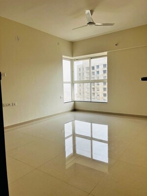 Room in 3 BHK Apartment at Pride Purple Park Titan, Hinjewadi – for Rent