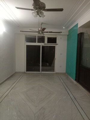 1 BHK Builder Floor For Rent in Sector 57